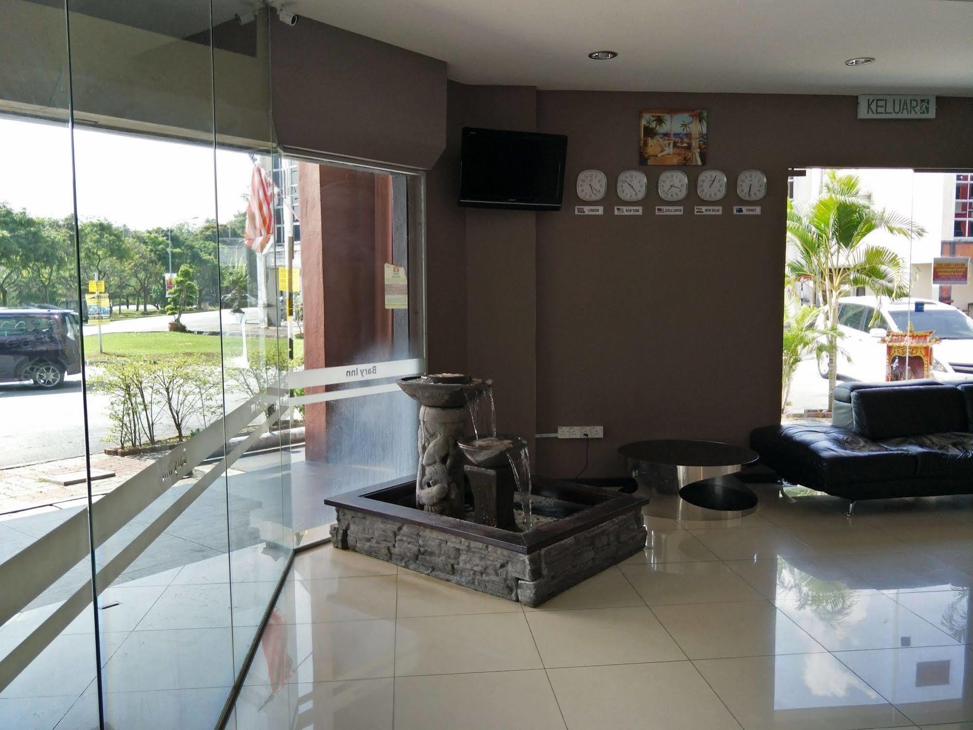 吉隆坡国际机场和klia2巴里酒店 雪邦 外观 照片